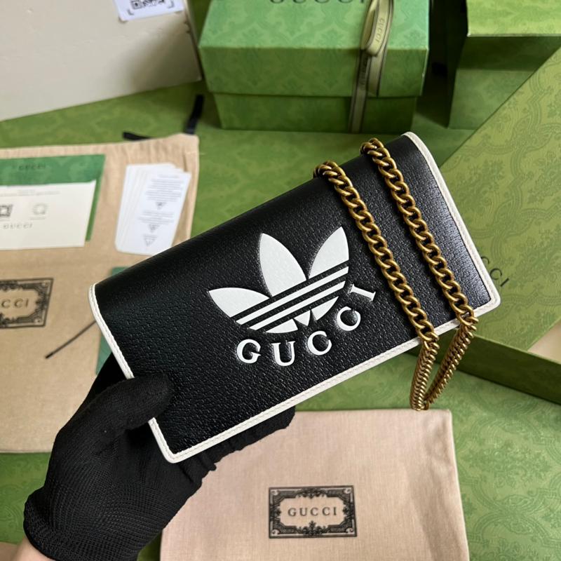 Gucci Chain Shoulder Bag 621892 black